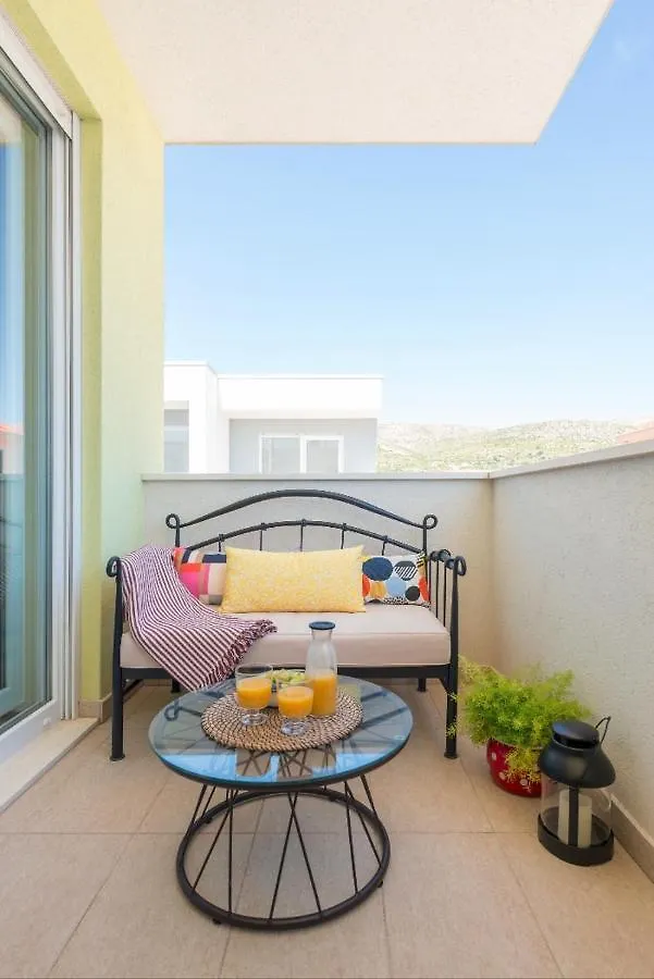 Narancin Apartments Traù