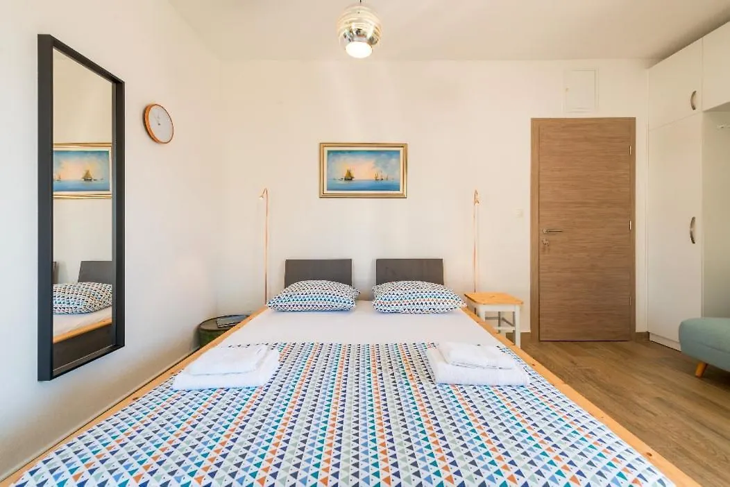Narancin Apartments Трогир 2*,  Хорватия